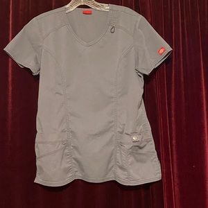 Dickies scrub top